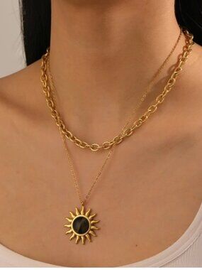 Layered necklace gold plated